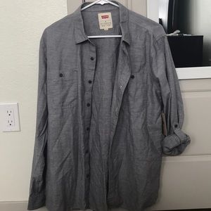 Levi’s shirt